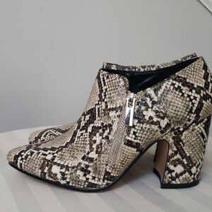 Michael Shannon Shoes Womens 6.5 Griffyn Snake Zip Side Ankle Bootie Festival